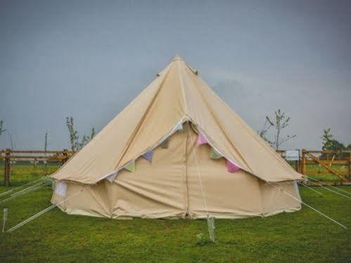 Skipbridge Farm Shepherds Huts Campground Green Hammerton Exteriér fotografie